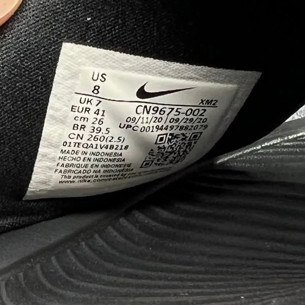 Nike Victori One Slides Men's 8 Black Athletic Recovery Beach Flip‎ Flop Sandals